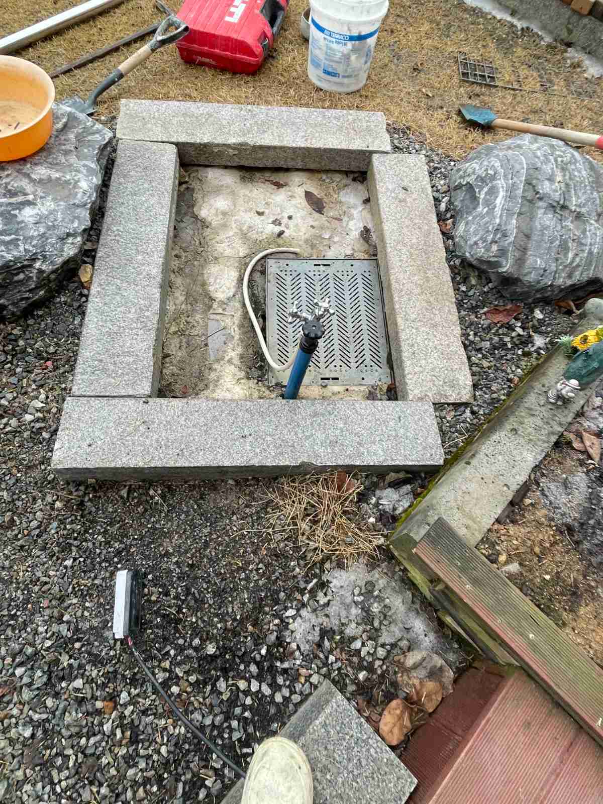 처인구 타운하우스 부동전 박스 내부 접근 및 기존 밸브 분리 준비