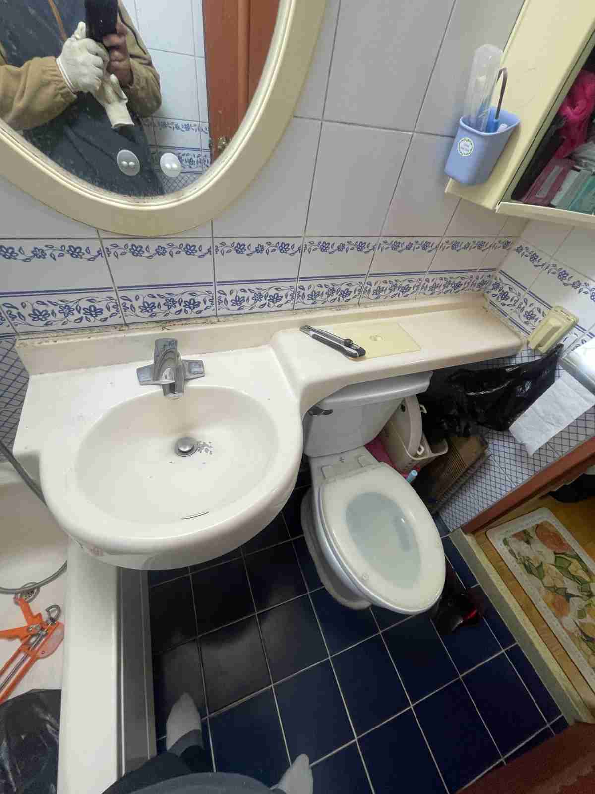 처인구 배네치아 화장실 세면대 하부 배관 연결부 누수 확인