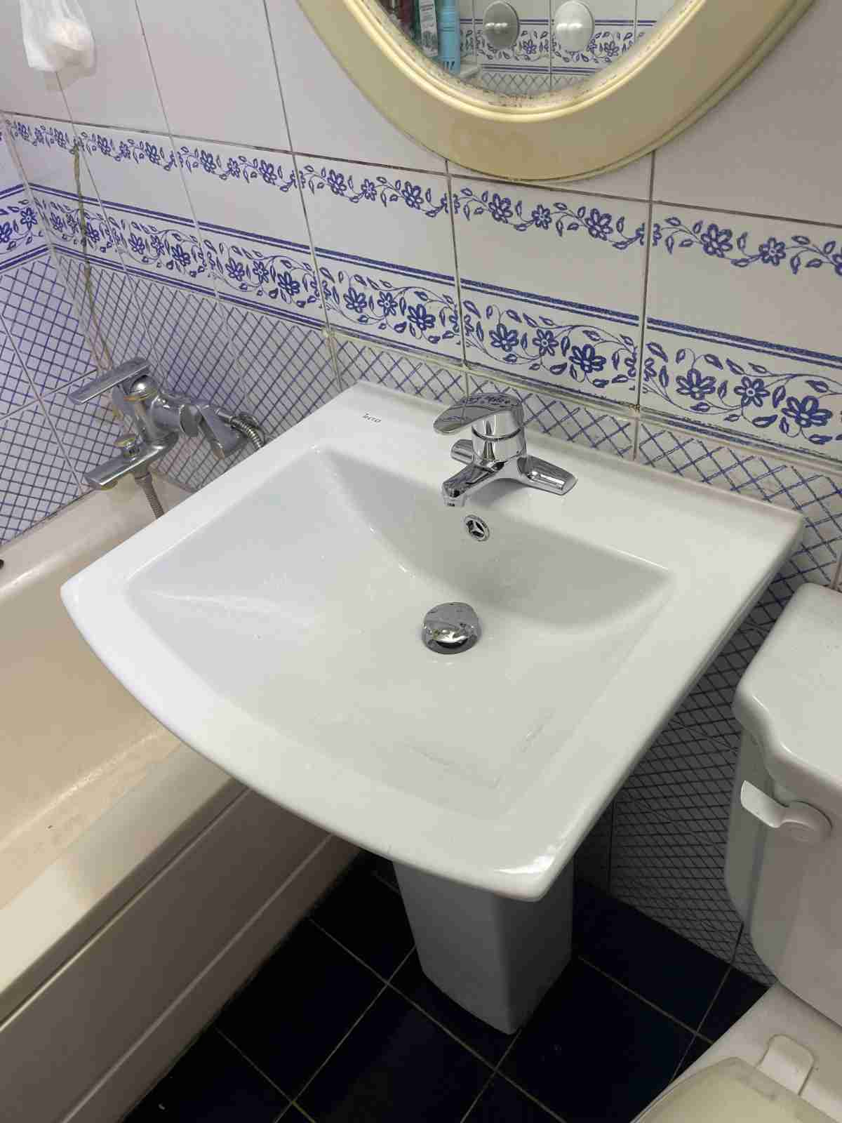 처인구 배네치아 화장실 세면대 교체 완료 실리콘 마감 최종 모습