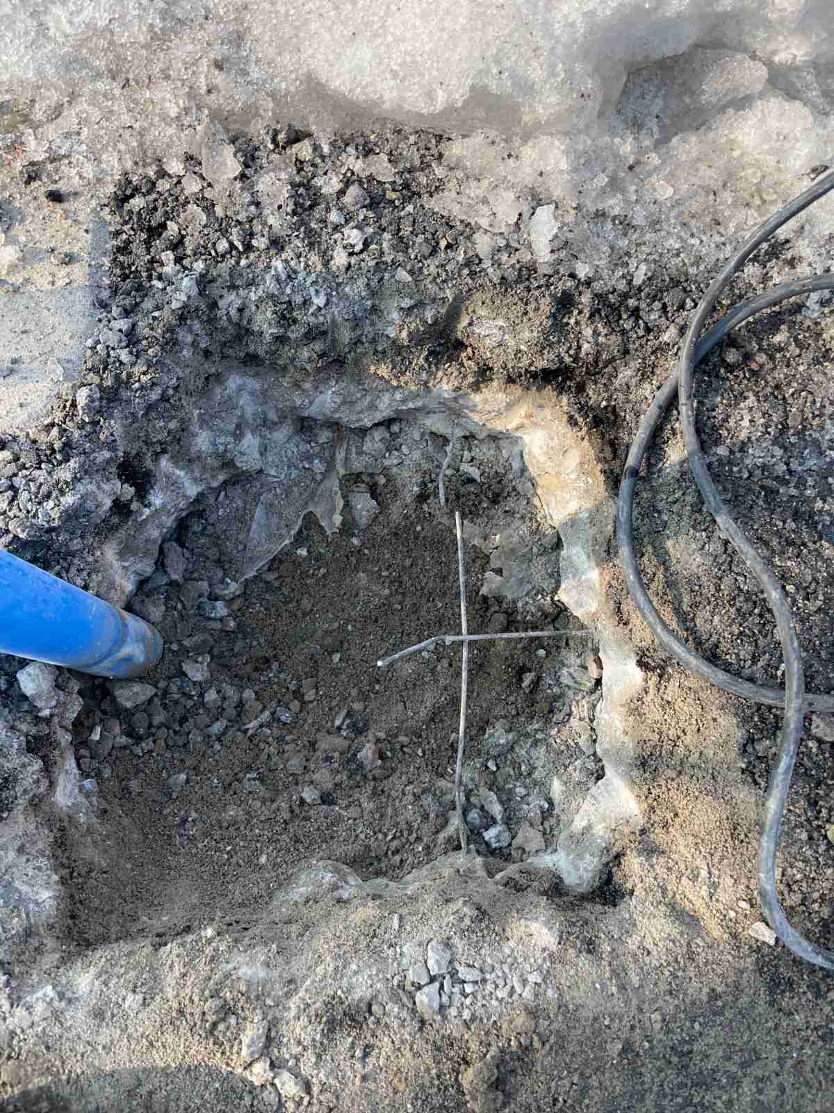 백암면 주차장 부동전 수직 정렬 정밀 체결 현장