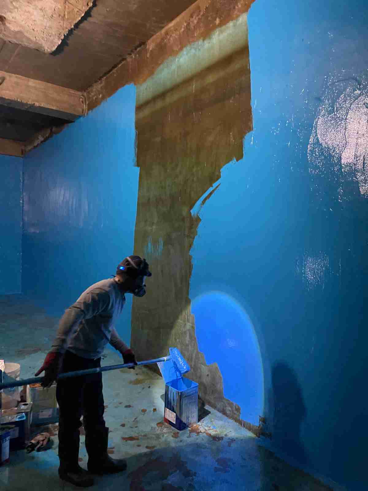 물탱크 바닥 벽체 모서리 에폭시 보강 - 수압 재균열 방지