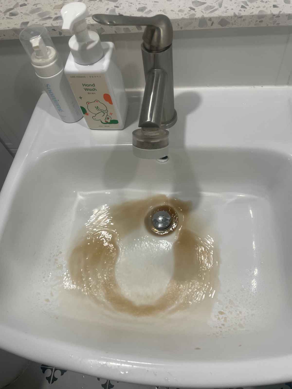 처인구 역북동 아파트 아래층 안방 천장 도배지 들뜸 곰팡이 누수 흔적