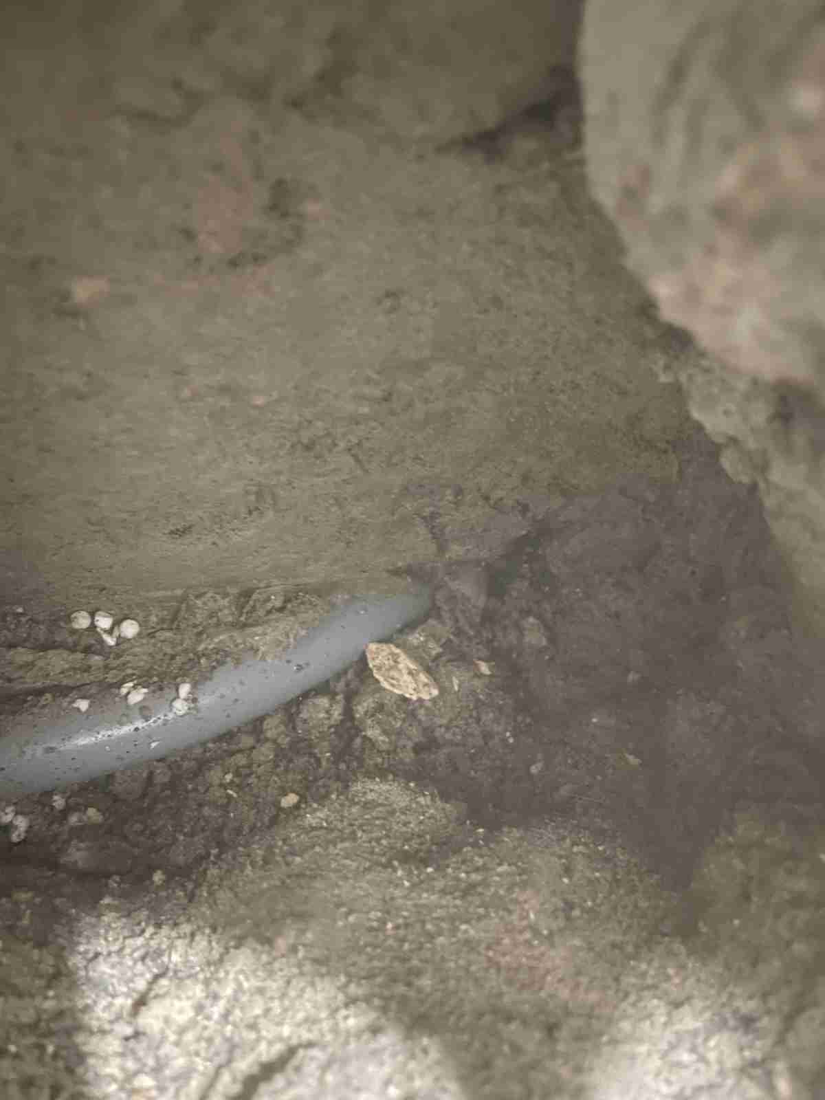 역북동 보성아파트 욕조 철거 완료 배수배관 이탈 상태 확인