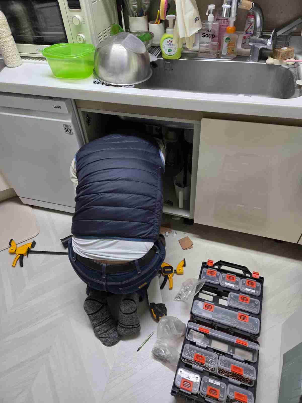 처인구 중동 빌라 하수배관 접합부 전용 실란트 1차 방수 밀봉 작업