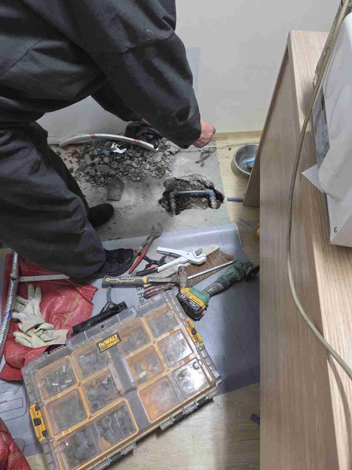 기흥구 언남동 난방 계통 압력 재테스트 진행 - 압력 유지 확인