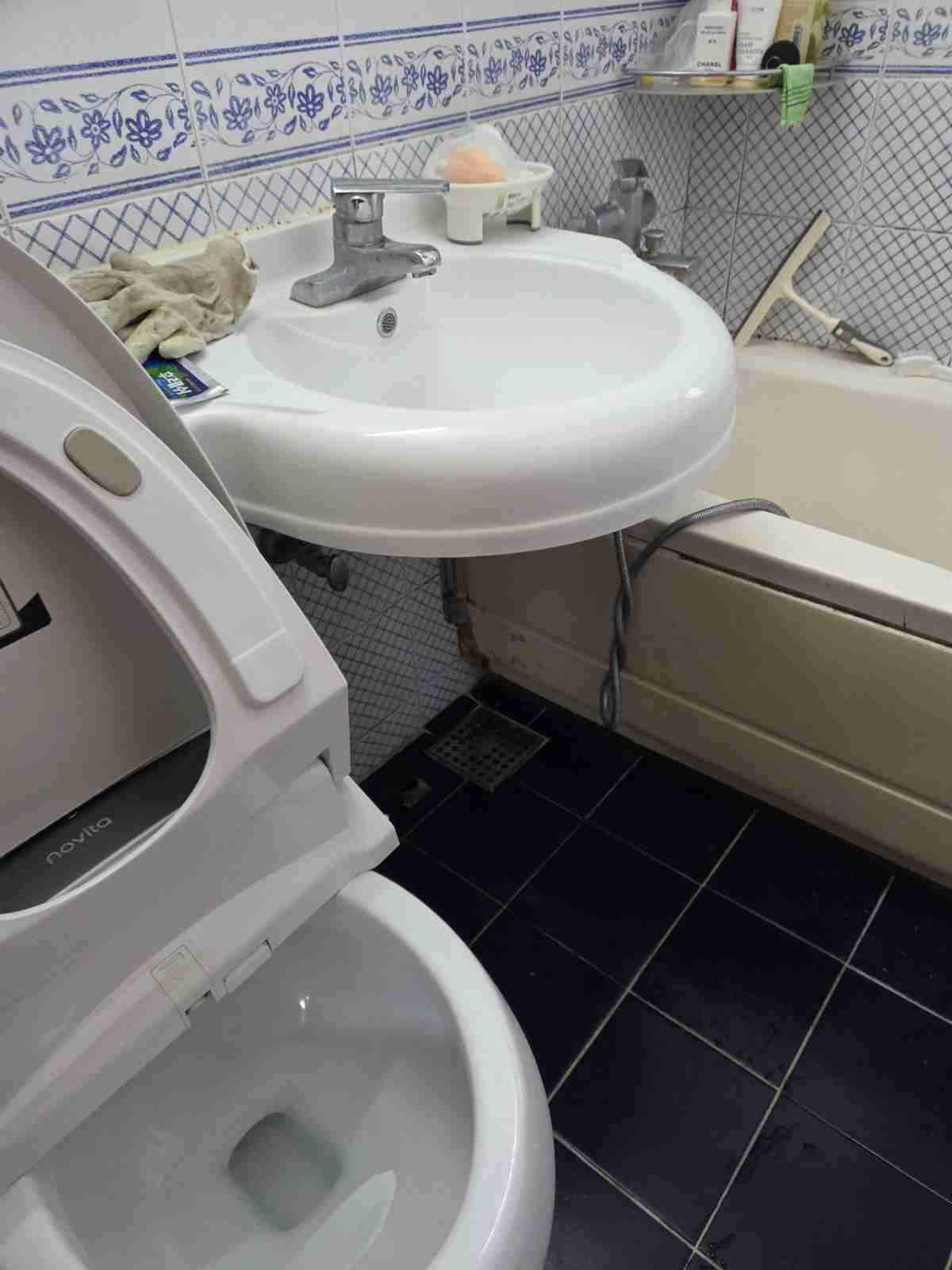 용인 처인구 아래층 천장 누수 얼룩 확인 - 원인 지점과 수직 일치
